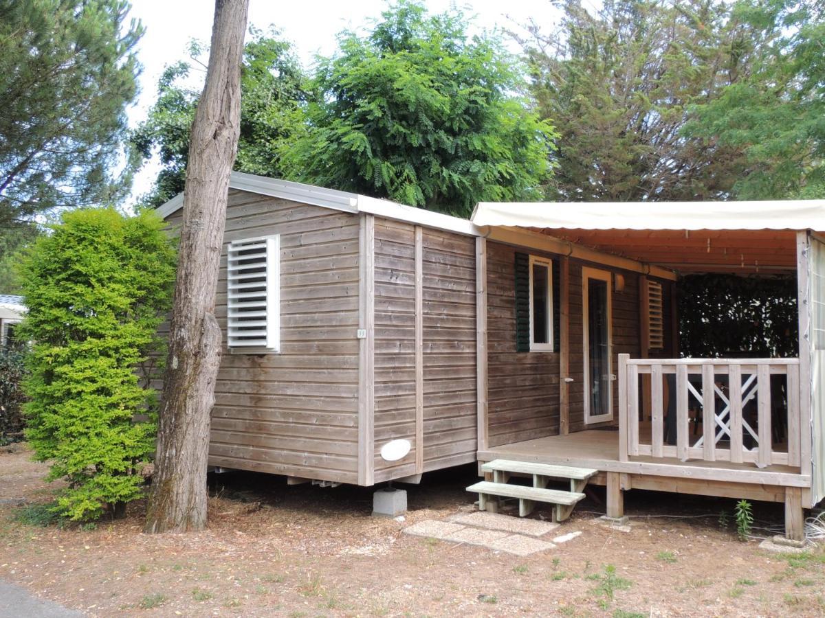 Hotel Camping Les Fougères Rivedoux-Plage Esterno foto